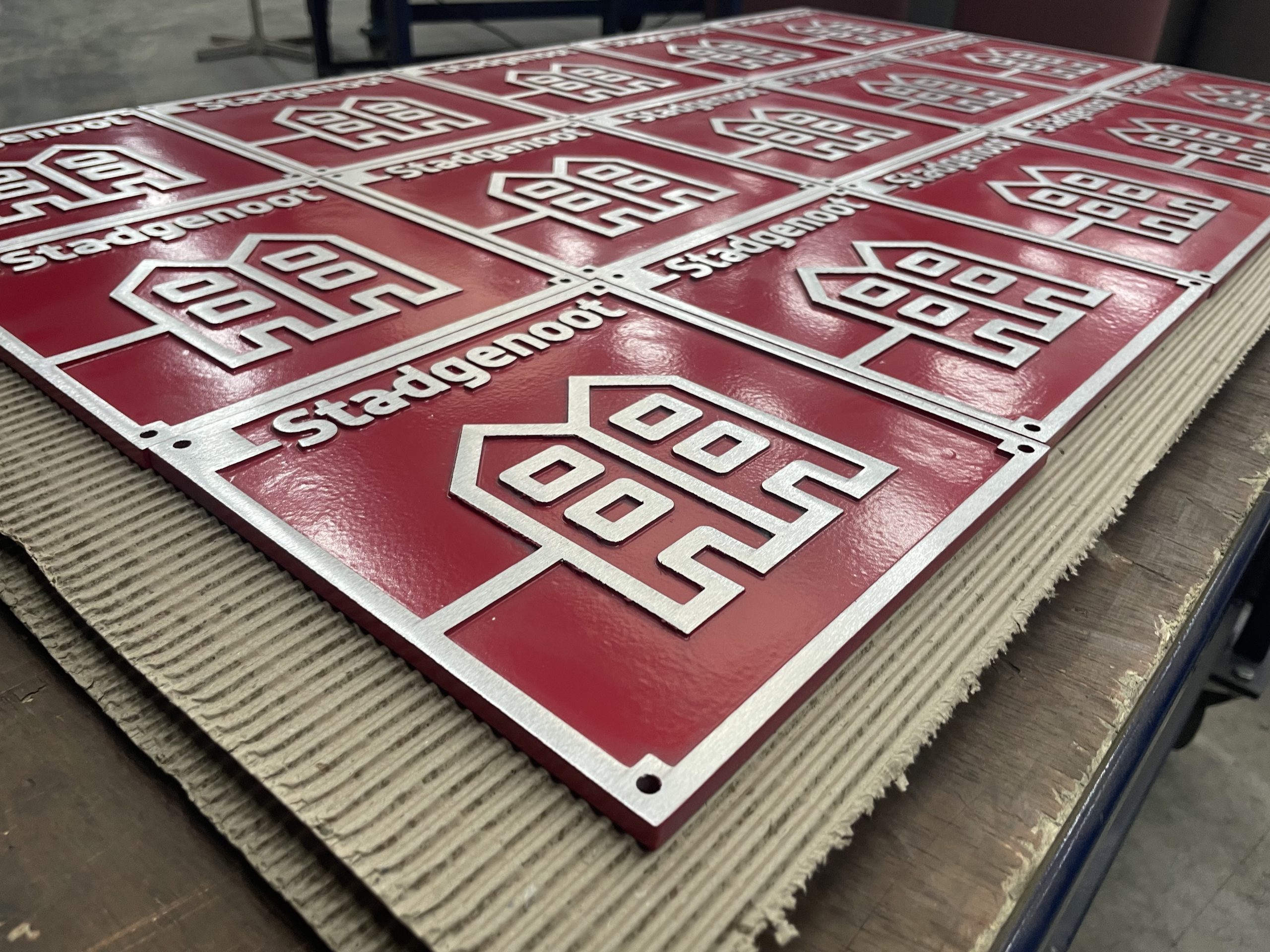 Stainless steel decorative plates machined